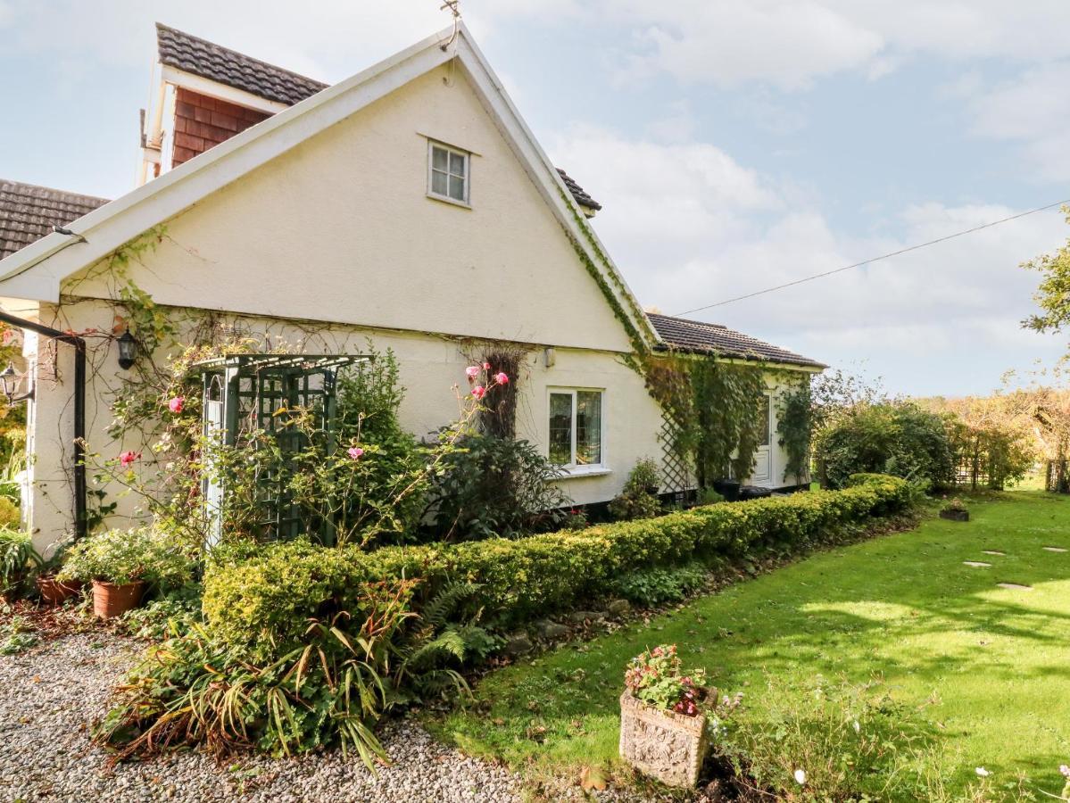 Claire'S Cottage Poughill  Zewnętrze zdjęcie